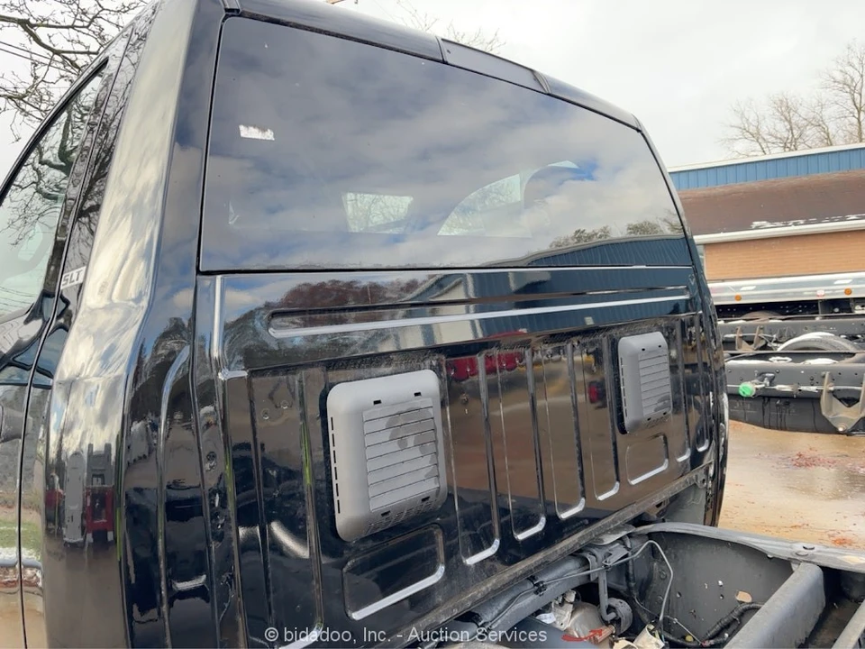 2023 Ram 4500 & 5500 - Image 9 of 12