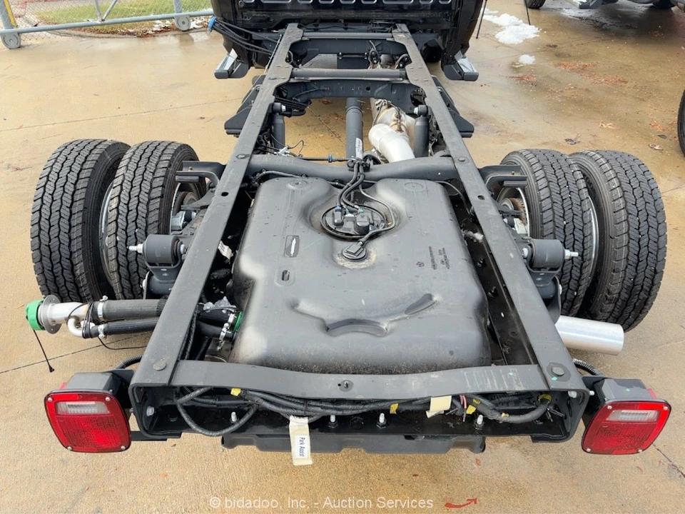 2023 Ram 4500 & 5500 - Image 11 of 12