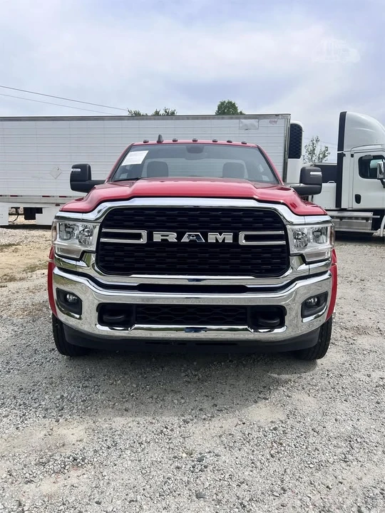 2023 Ram 4500 & 5500 - Image 5 of 5