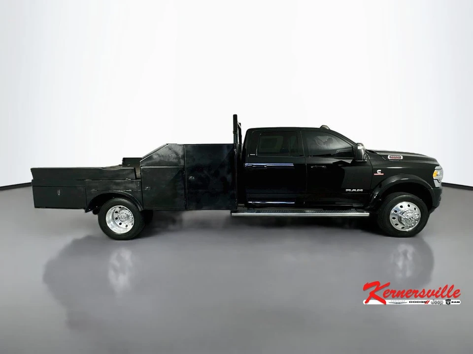 2023 Ram 4500 & 5500 - Image 8 of 24