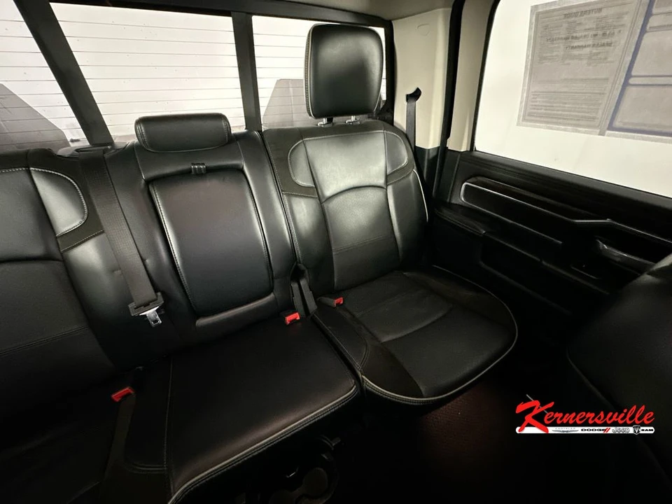 2023 Ram 4500 & 5500 - Image 14 of 24