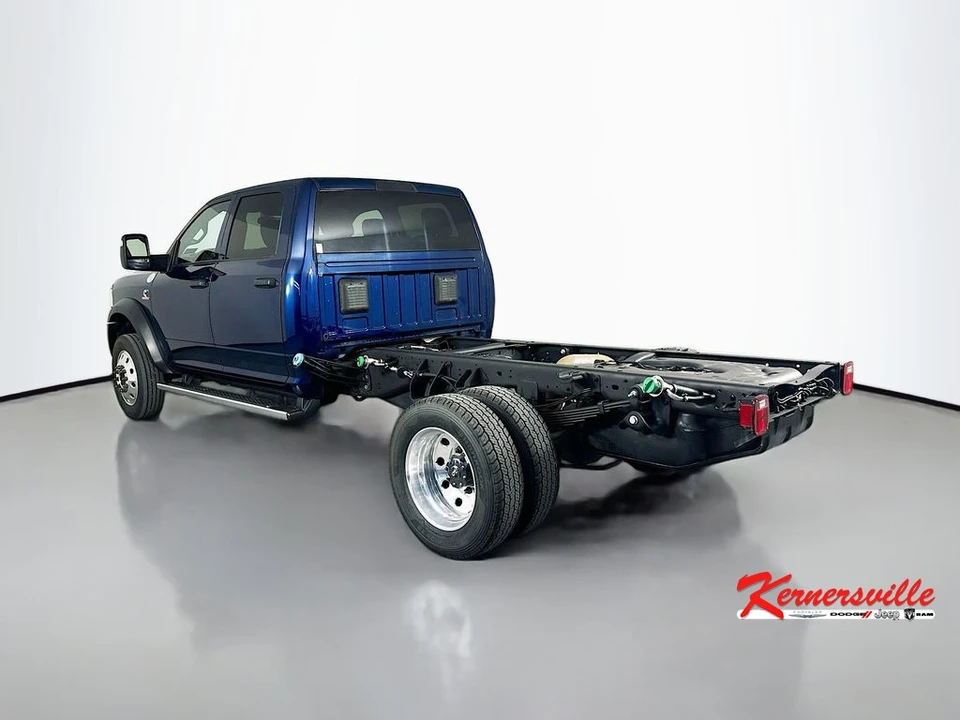 2023 Ram 4500 & 5500 - Image 5 of 24