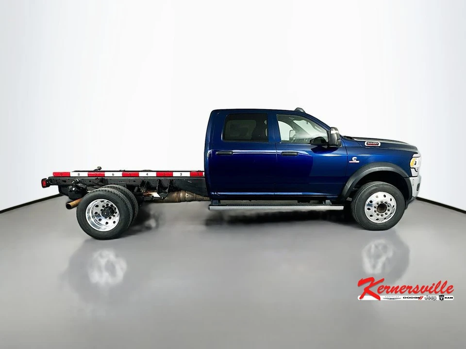 2023 Ram 4500 & 5500 - Image 8 of 24