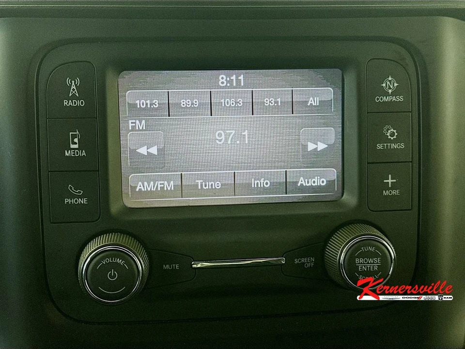 2023 Ram 4500 & 5500 - Image 17 of 24