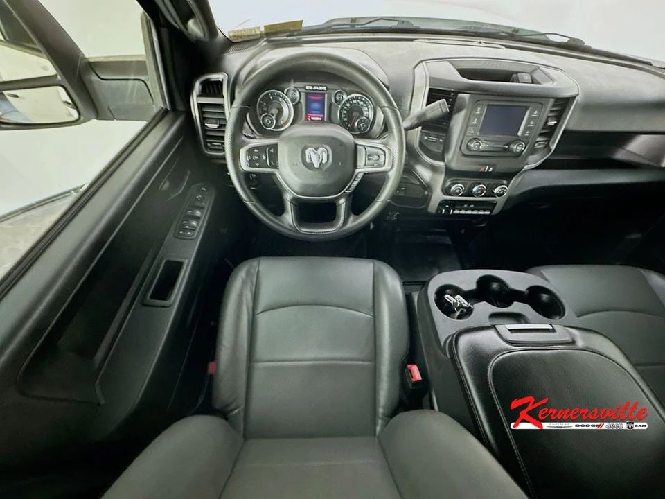 2023 Ram 4500 & 5500 - Image 9 of 24
