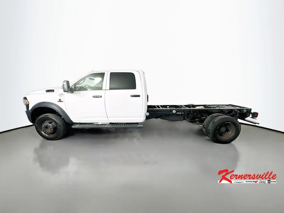 2023 Ram 4500 & 5500 - Image 4 of 24
