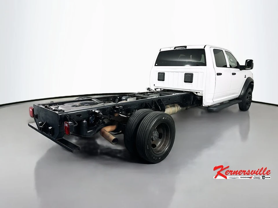2023 Ram 4500 & 5500 - Image 7 of 24