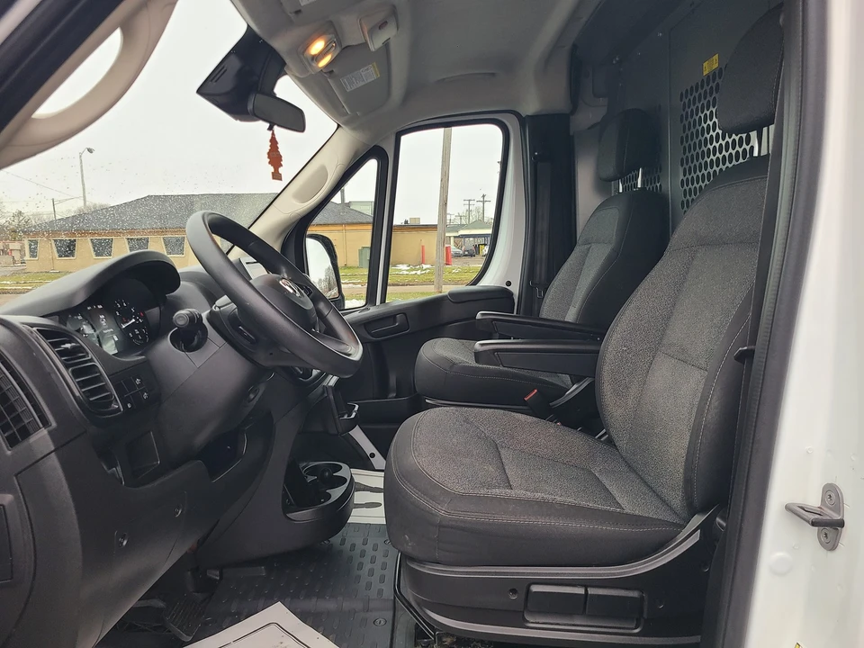 2023 Ram ProMaster - Image 10 of 21