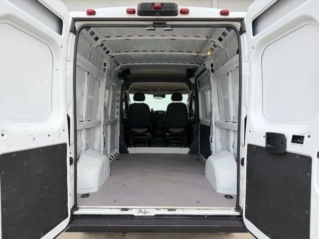 2023 Ram ProMaster - Image 11 of 21