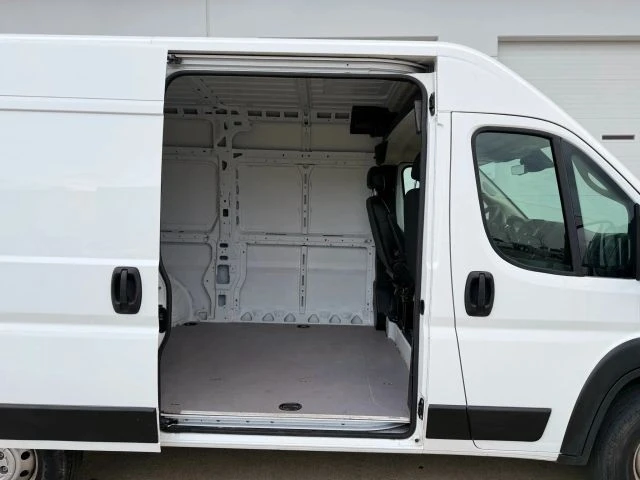 2023 Ram ProMaster - Image 12 of 21