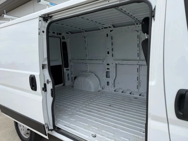 2023 Ram ProMaster - Image 13 of 21