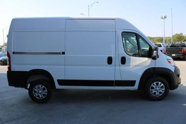 2023 Ram ProMaster - Image 8 of 12