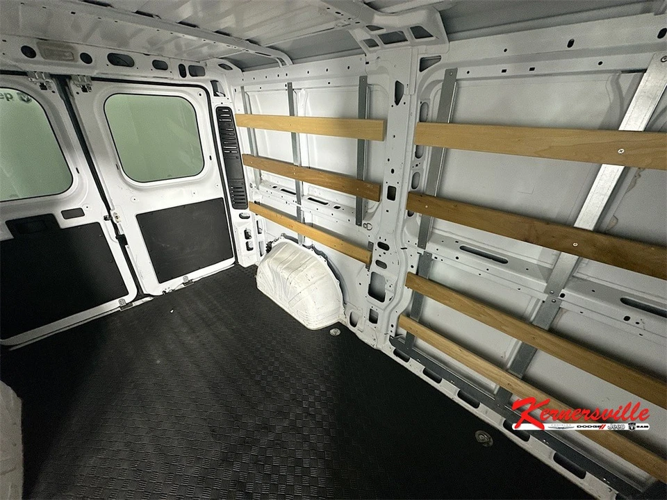 2023 Ram ProMaster - Image 14 of 21