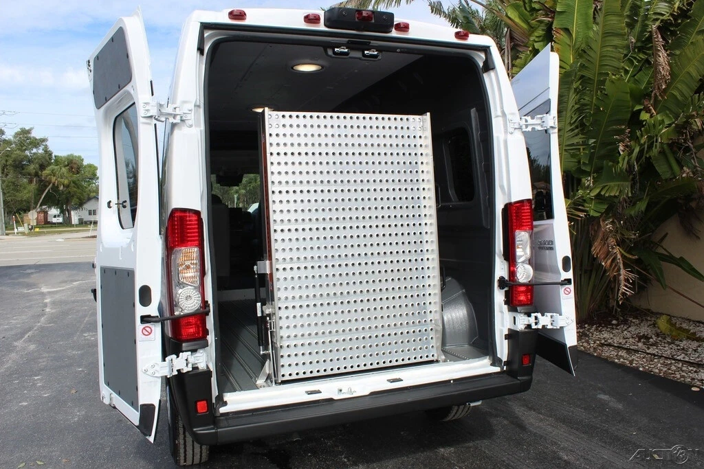 2023 Ram ProMaster - Image 2 of 12