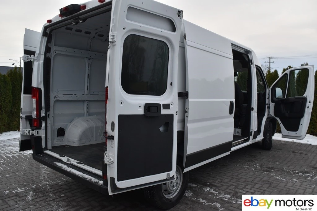 2023 Ram ProMaster - Image 10 of 21