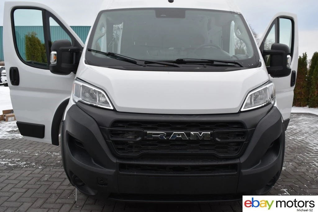 2023 Ram ProMaster - Image 18 of 21