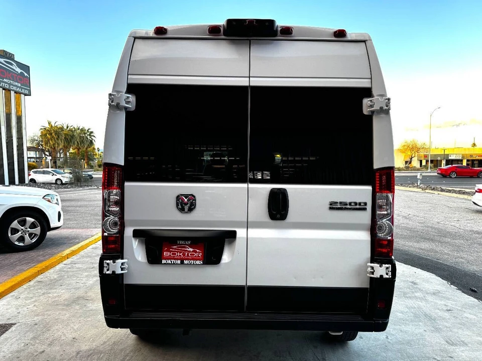 2023 Ram ProMaster - Image 9 of 12