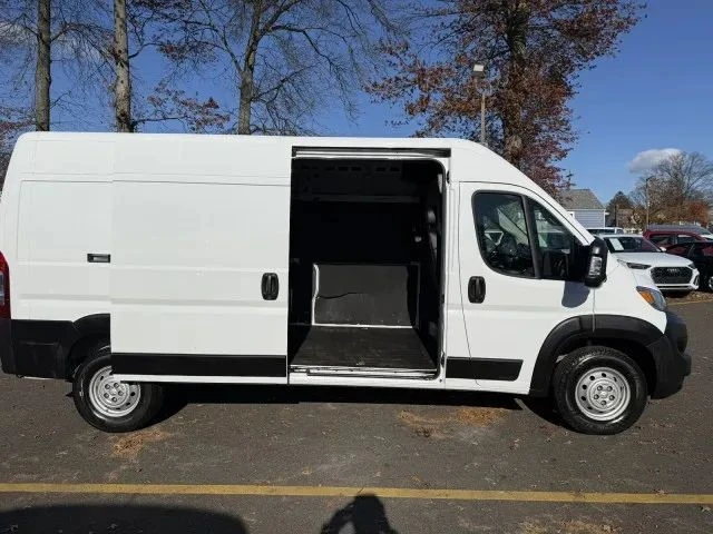 2023 Ram ProMaster - Image 9 of 12