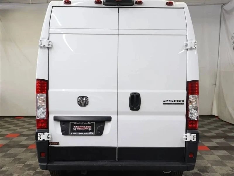 2023 Ram ProMaster - Image 5 of 12