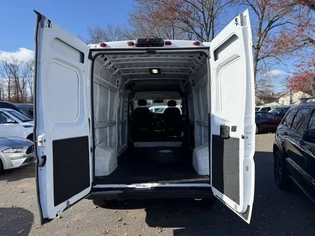 2023 Ram ProMaster - Image 6 of 12