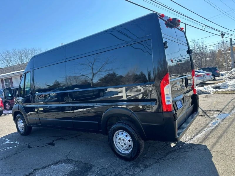 2023 Ram ProMaster - Image 4 of 12
