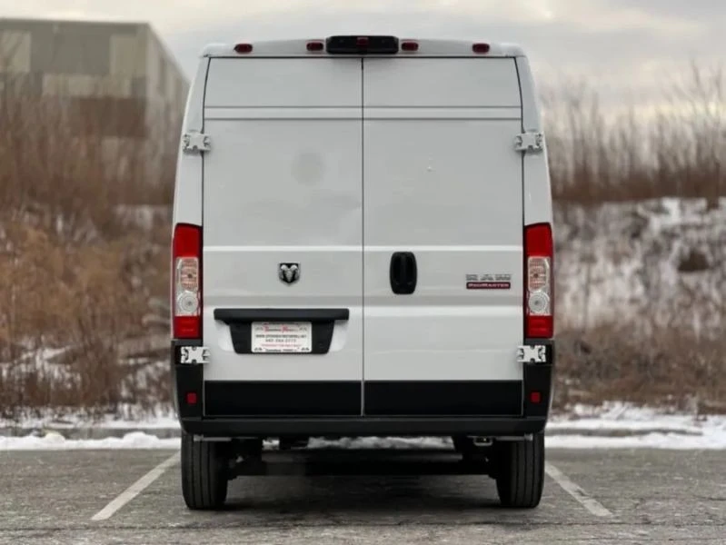 2023 Ram ProMaster - Image 7 of 12