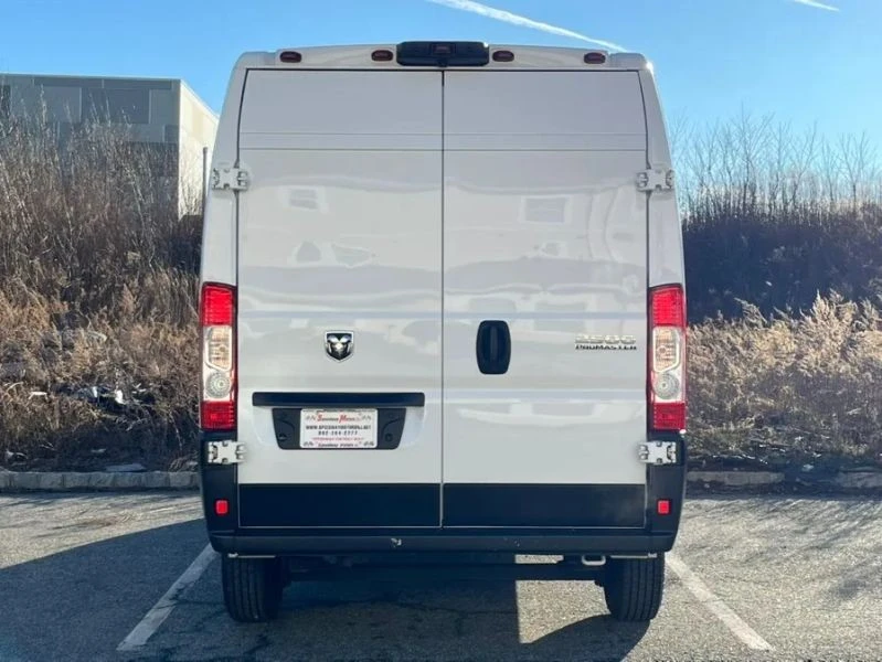 2023 Ram ProMaster - Image 6 of 12