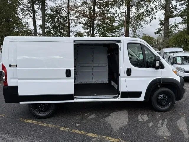 2023 Ram ProMaster - Image 10 of 12