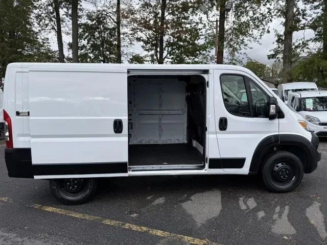 2023 Ram ProMaster - Image 10 of 12