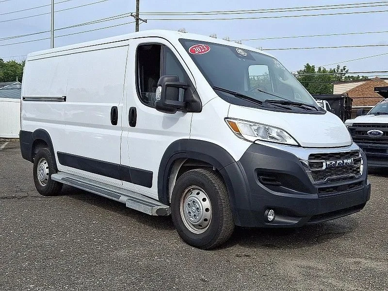 2023 Ram ProMaster - Image 2 of 12
