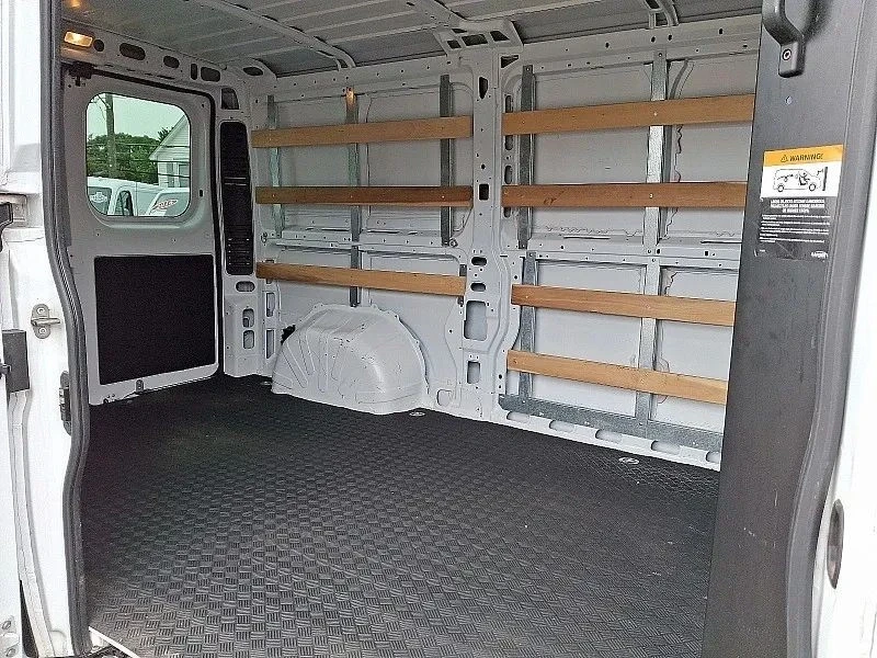 2023 Ram ProMaster - Image 10 of 12