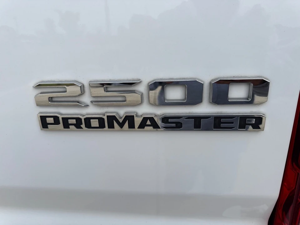2023 Ram ProMaster - Image 10 of 17