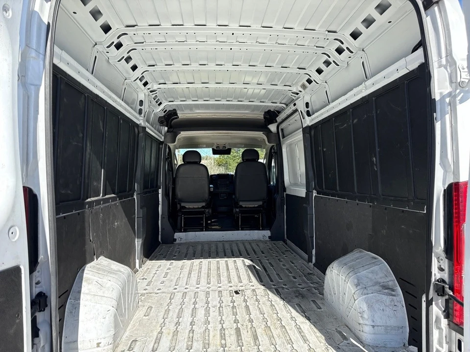 2023 Ram ProMaster - Image 9 of 16