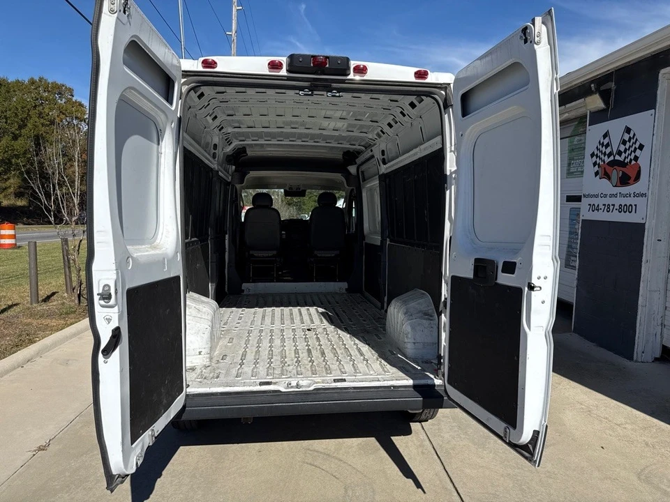 2023 Ram ProMaster - Image 8 of 16
