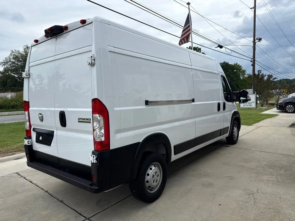 2023 Ram ProMaster - Image 4 of 19