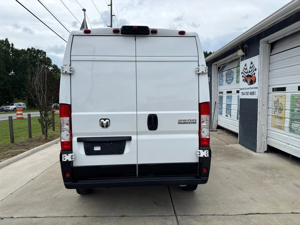 2023 Ram ProMaster - Image 3 of 19