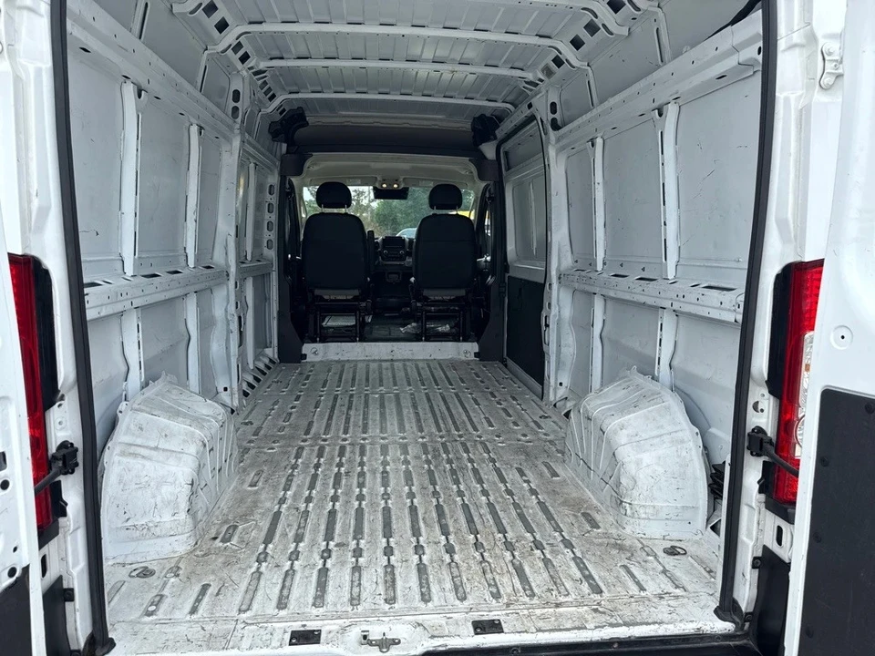 2023 Ram ProMaster - Image 10 of 19