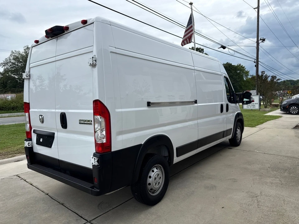 2023 Ram ProMaster - Image 4 of 19