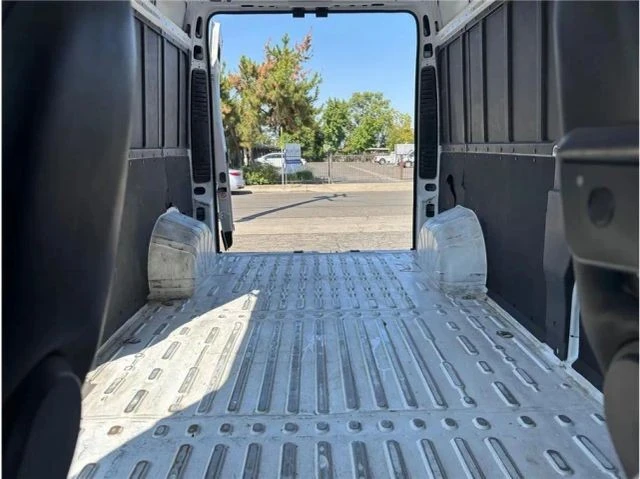2023 Ram ProMaster - Image 9 of 21