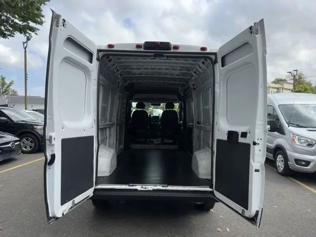 2023 Ram ProMaster - Image 6 of 12