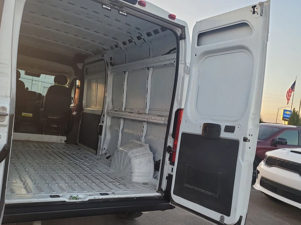 2023 Ram ProMaster - Image 9 of 21