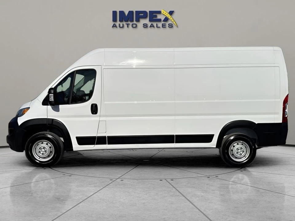 2023 Ram ProMaster - Image 2 of 12
