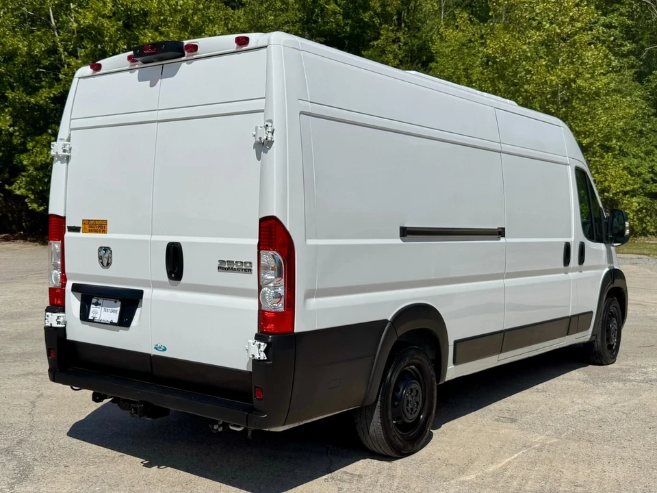 2023 Ram ProMaster - Image 3 of 21