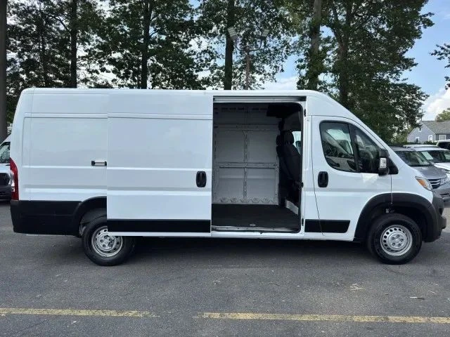 2023 Ram ProMaster - Image 9 of 12