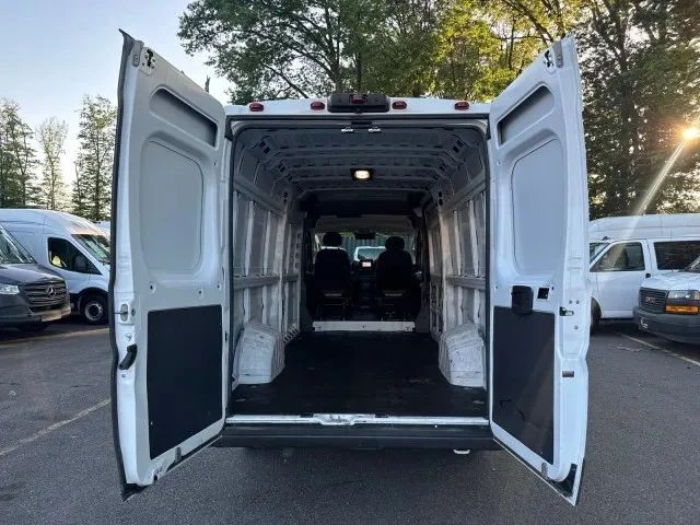 2023 Ram ProMaster - Image 7 of 12