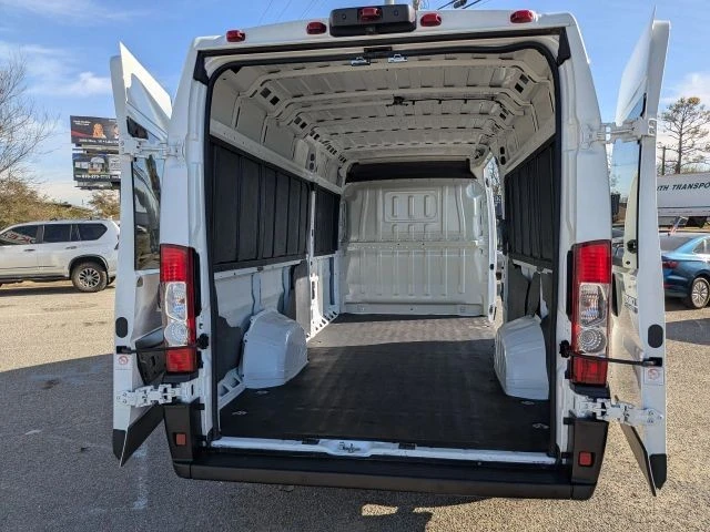 2023 Ram ProMaster - Image 9 of 21
