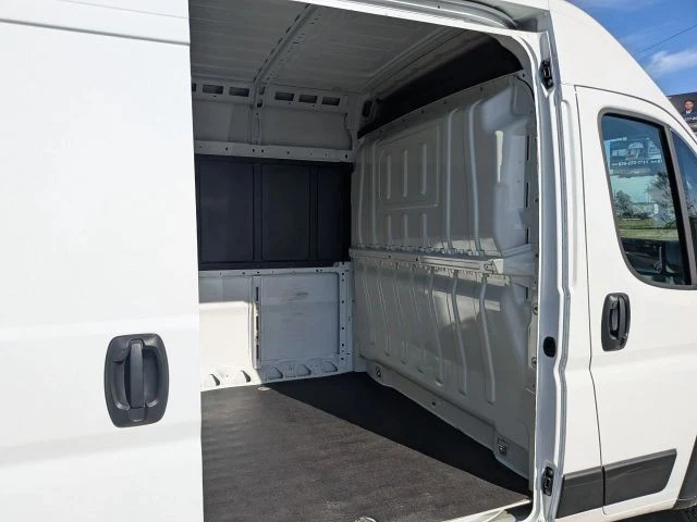 2023 Ram ProMaster - Image 11 of 21