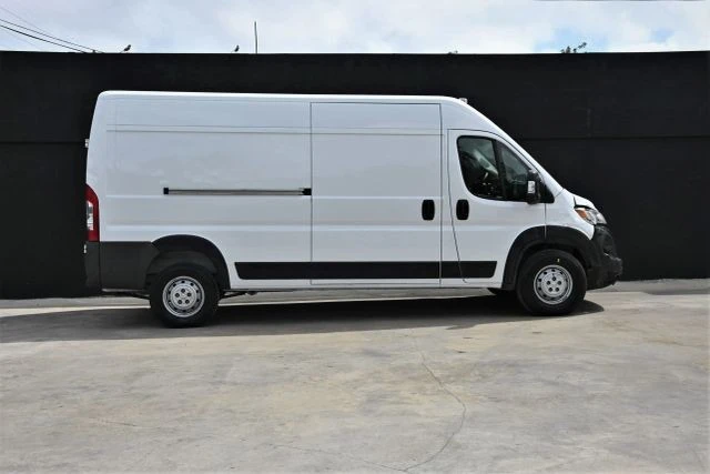 2023 Ram ProMaster - Image 6 of 13