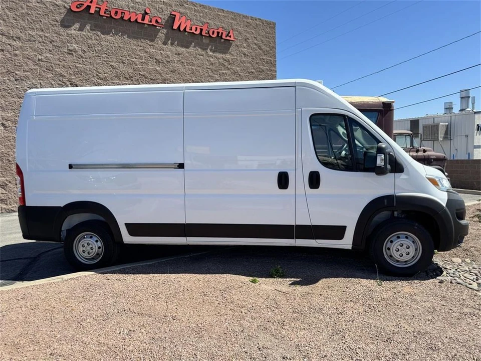 2023 Ram ProMaster - Image 5 of 10