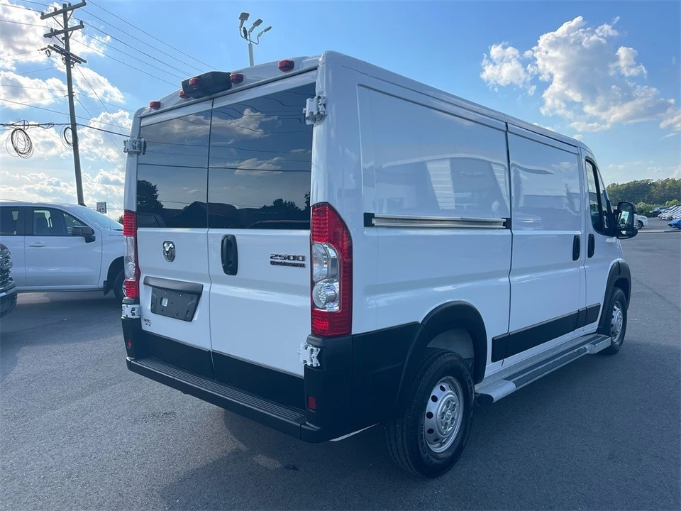 2023 Ram ProMaster - Image 5 of 12